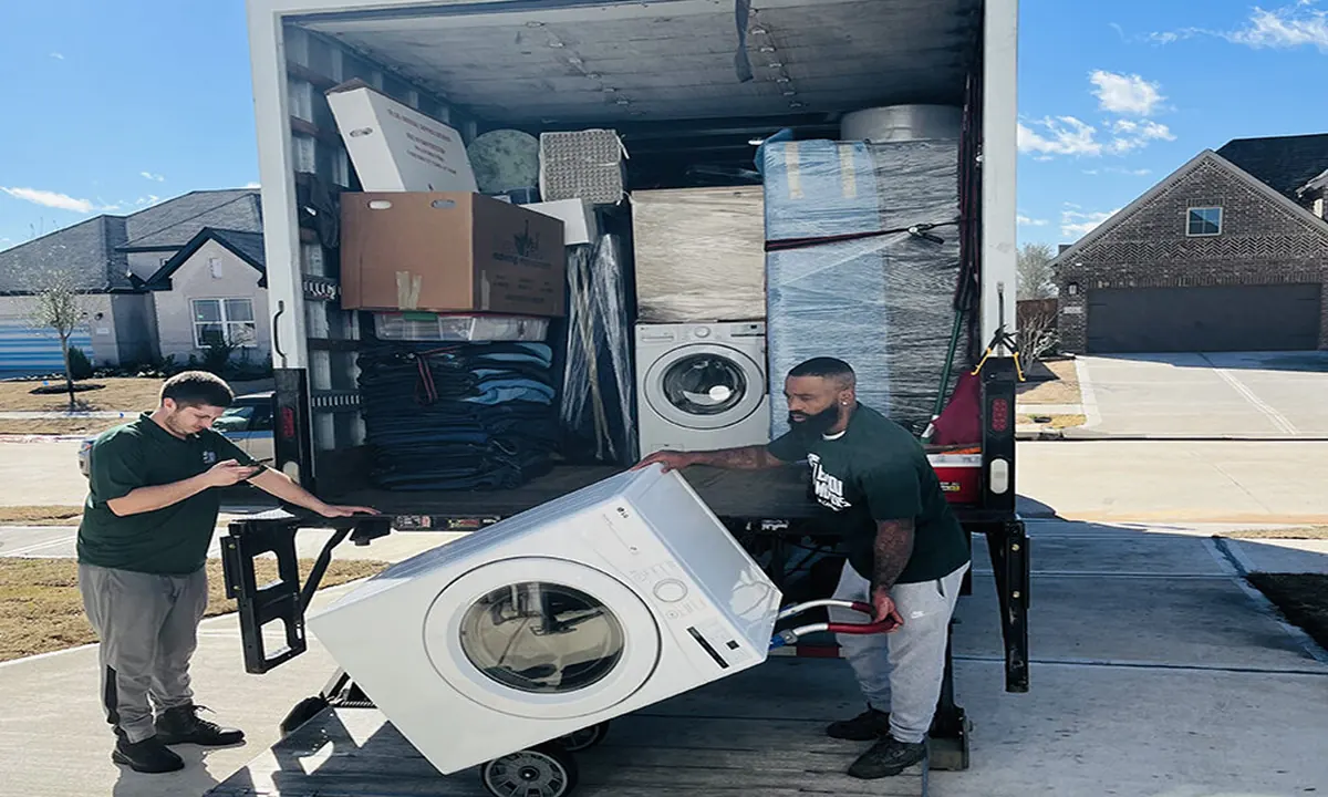 Bayou Movers heavy item moving service available in Tanglewood, Texas