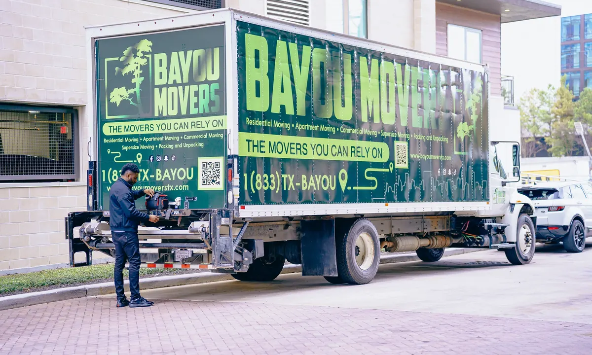 Bayou Movers commercial moving truck serving businesses near Afton Oaks, Texas