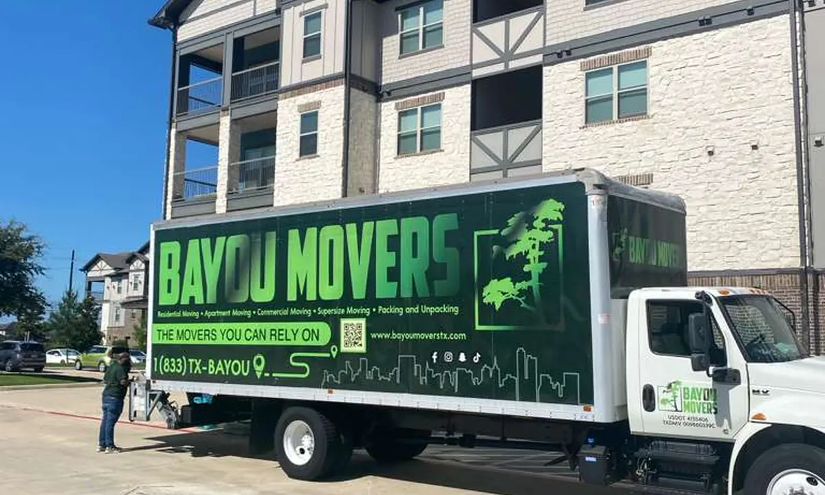 Bayou Movers apartment moving service available in League City, Texas